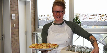 Fleißige Helferin beim Anleitertreffen 2017 Fleißige Schülerin am Tag der offenen Tür